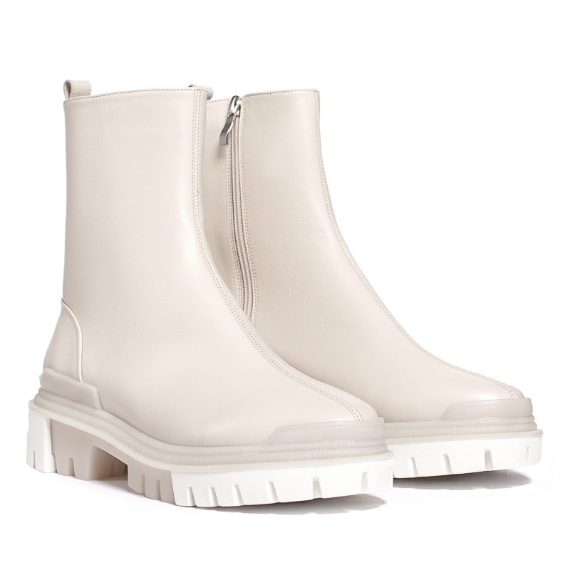 Boots Martis milky leather photo - 3