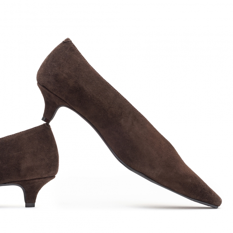 Erica brown suede pumps photo - 5