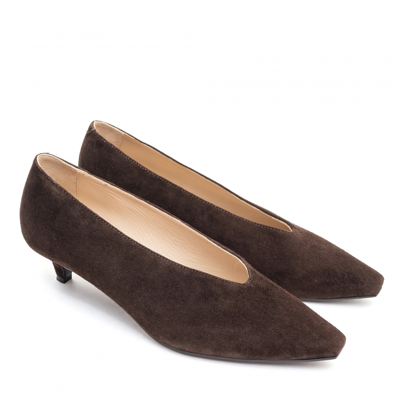 Erica brown suede pumps photo - 6